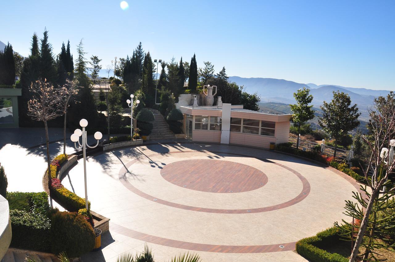 Dajti Park Resort Priska e Madhe Ngoại thất bức ảnh